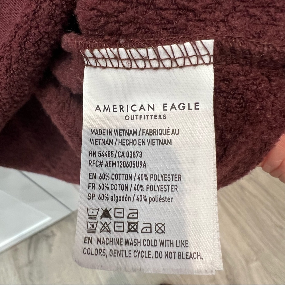 American Eagle Cropped Long Sleeve Sweatshirt - Picture 6 of 8